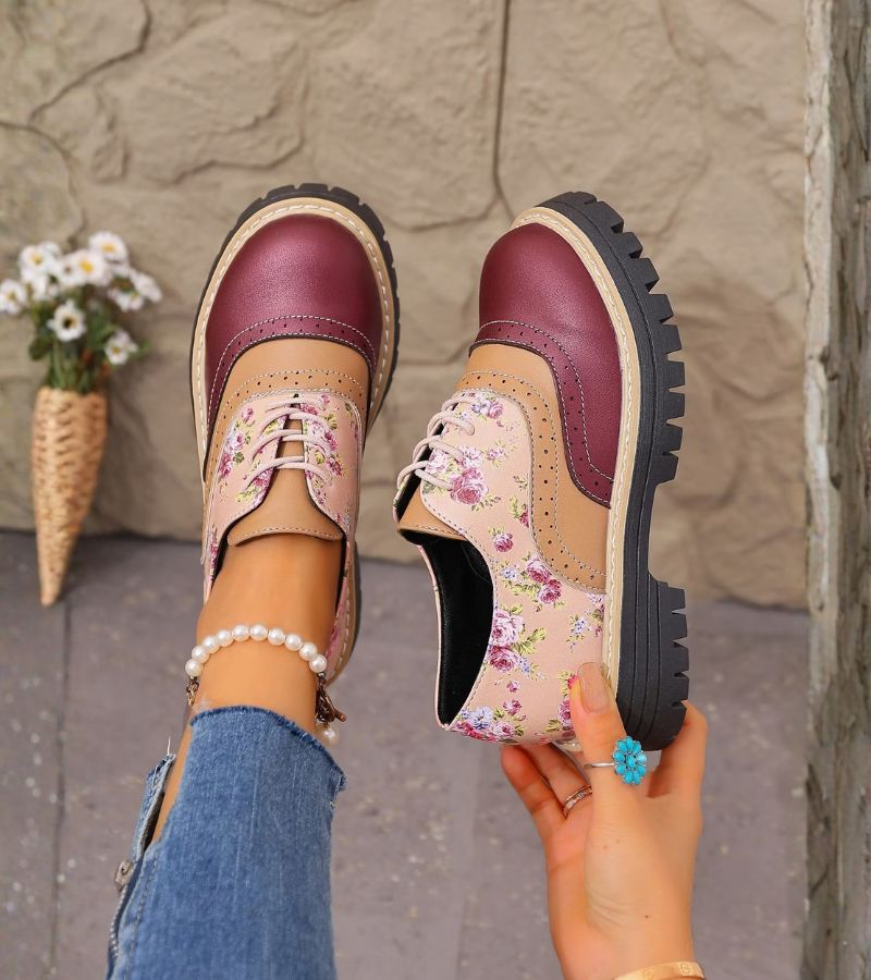 Maverno™ Rosalie | Veterschoenen met Bloemenprint.