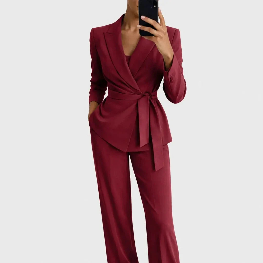Maverno™ | Elegant damespak met strikceintuur