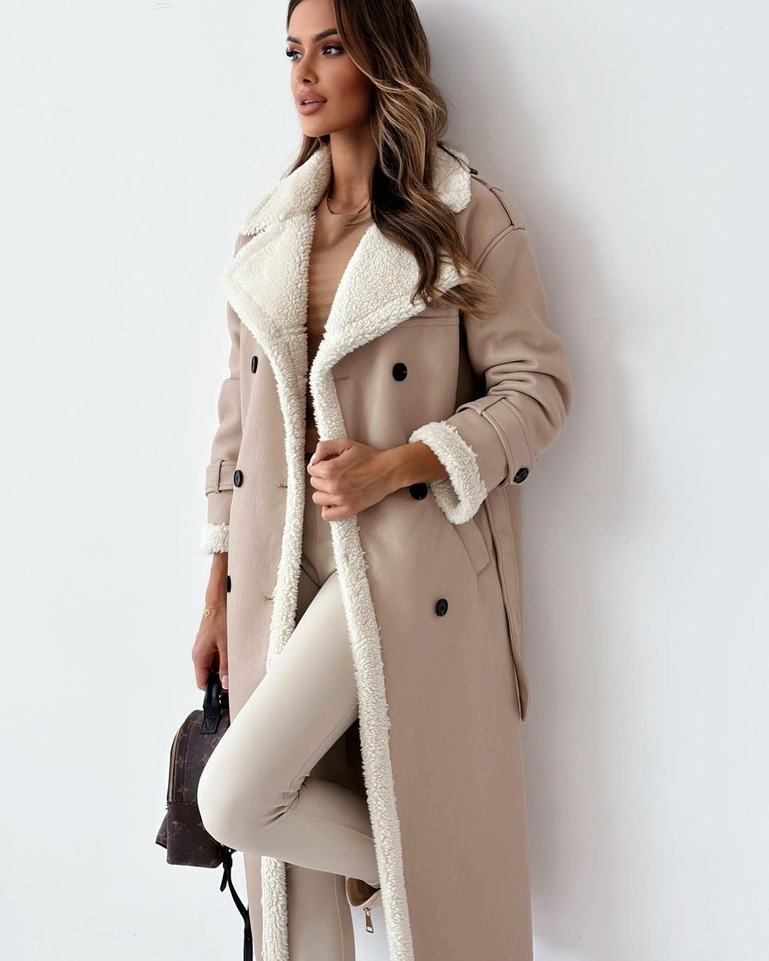 Maverno™ Vivienne | Lange Jas met Teddy-details