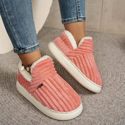 Maverno™ Lumi – Warme Pantoffels met Fleecevoering.